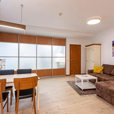 Cosy In Old Town By Urban Rent Vilnius