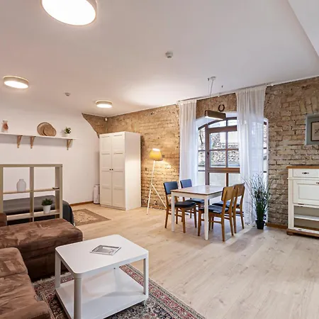 Cosy In Old Town By Urban Rent Appartement
