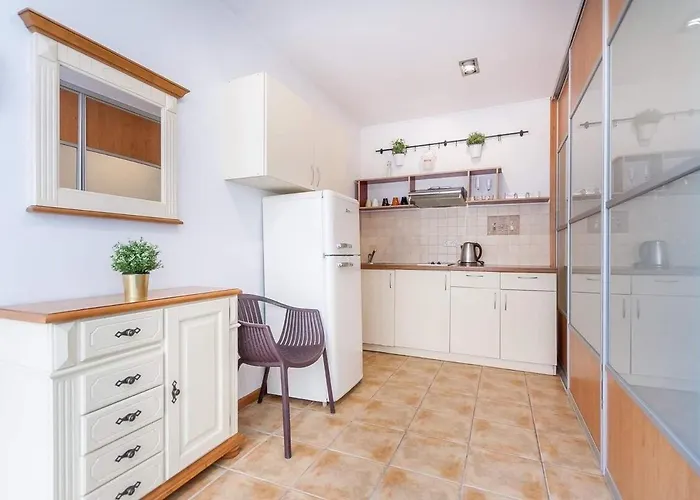 Cosy In Old Town By Urban Rent Apartamento