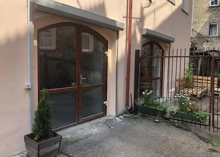 Cosy In Old Town By Urban Rent Apartamento